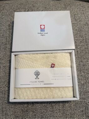 Itsuori Cream Towel Gift 🎁 cotton